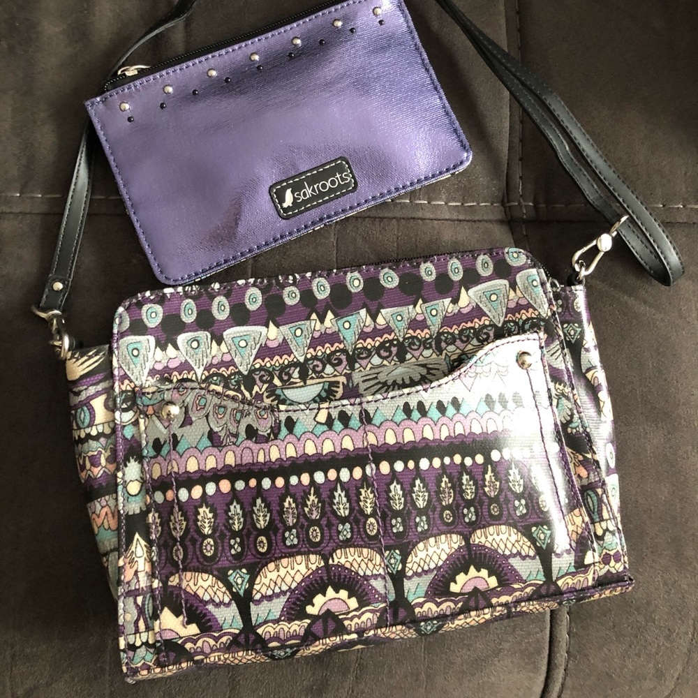 Brand new Sakroots Tracy Charging Crossbody